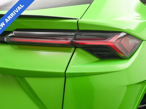 Used 2023 Lamborghini Urus S image 25