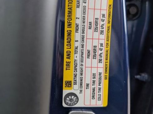 Used 2025 Tesla Model 3 Long Range image 17