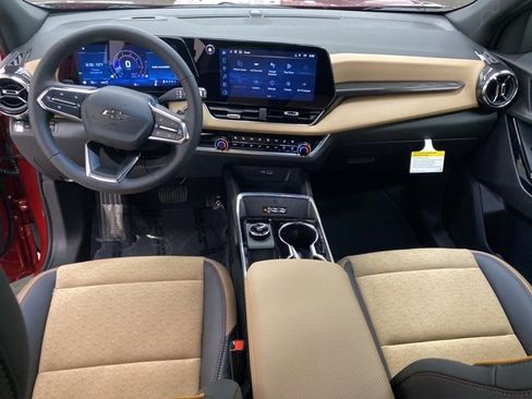 New 2026 Chevrolet Equinox ACTIV w/ Convenience Package III image 13