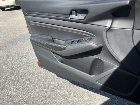 Used 2021 Nissan Altima 2.5 SR w/ SR Premium Package image 14