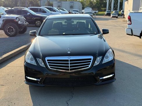 Used 2012 Mercedes-Benz E 350 4MATIC Sedan image 3