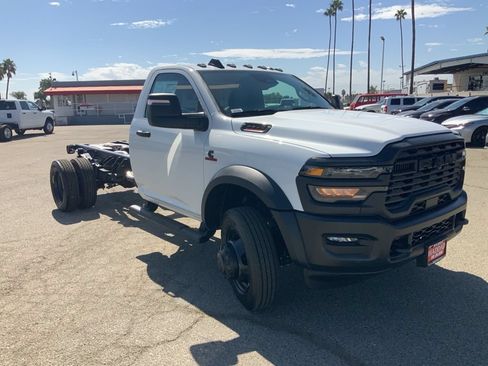New 2026 RAM 5500 Tradesman AWD/4WD image 3
