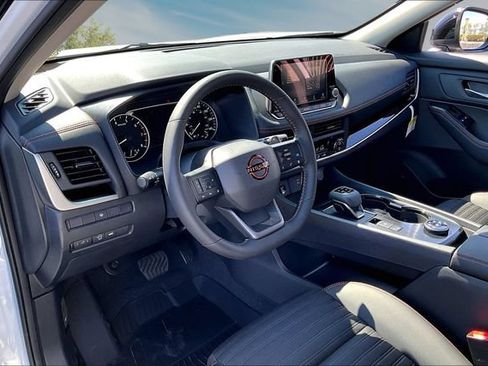 New 2026 Nissan Rogue SV AWD/4WD image 7