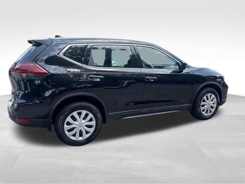 Used 2020 Nissan Rogue S AWD/4WD image 9