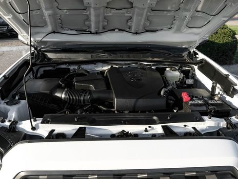 Used 2023 Toyota Tacoma TRD Off-Road image 52