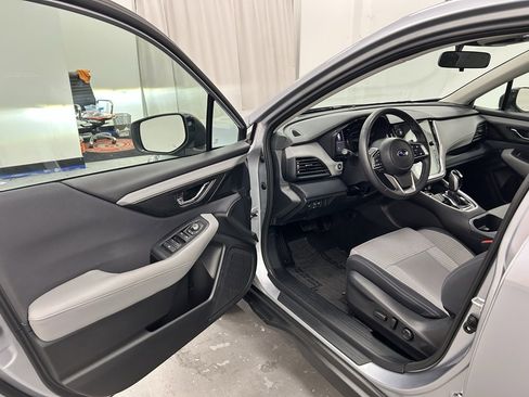 Used 2024 Subaru Outback Premium image 20