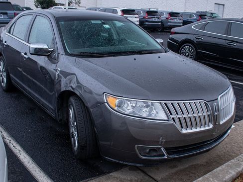 Used 2012 Lincoln MKZ image 3