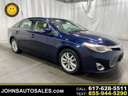 Used 2013 Toyota Avalon XLE Premium FWD image 1