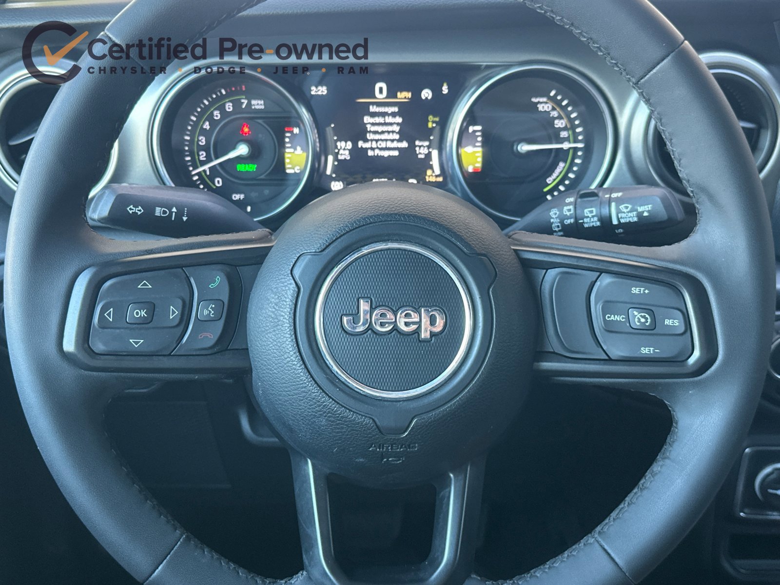 Used 2023 Jeep Wrangler Unlimited AWD/4WD image 24