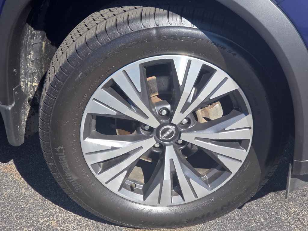 Certified 2023 Nissan Rogue SV AWD/4WD image 17