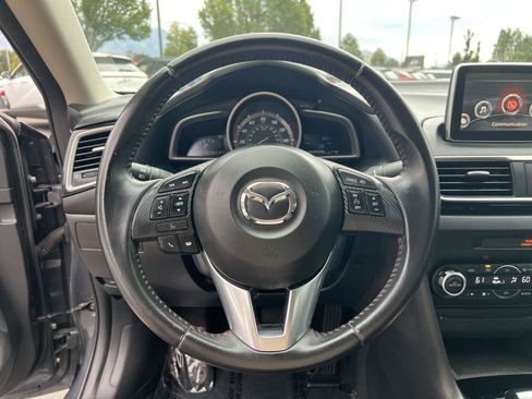 Used 2016 MAZDA MAZDA3 i Touring w/ Popular Equipment Package FWD image 34