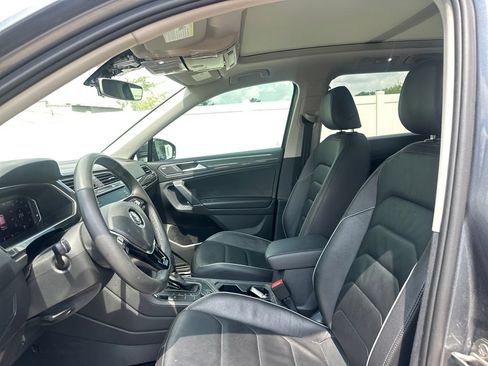 Used 2020 Volkswagen Tiguan SEL Premium R-Line AWD/4WD image 9