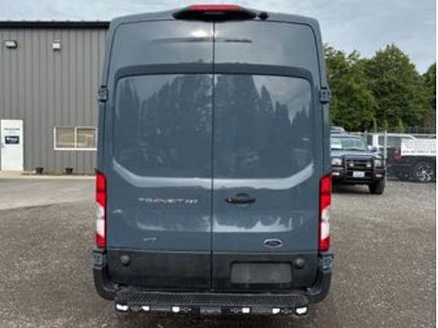 Used 2022 Ford Transit 250 148 High Roof Extended AWD w/ Parcel Delivery Package image 4