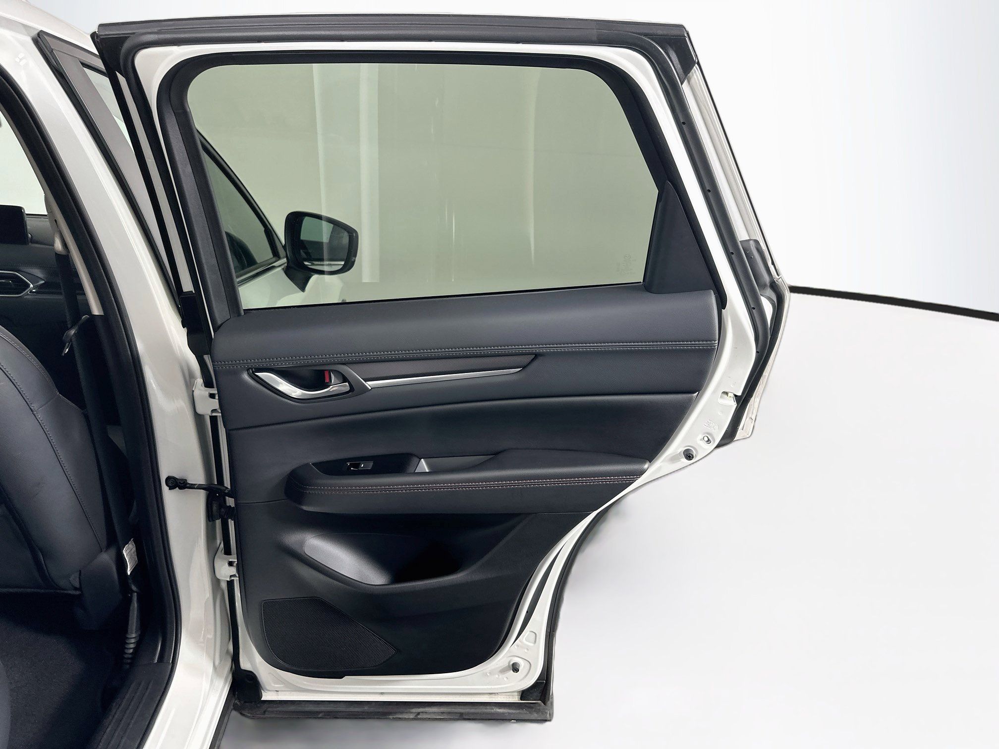 Used 2025 MAZDA CX-5 Carbon Edition AWD/4WD image 33