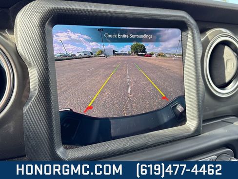 Used 2023 Jeep Gladiator Overland image 31