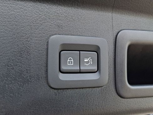 Used 2025 MAZDA CX-30 AWD 2.5 S w/ Premium Package image 33