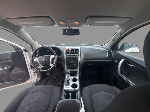 Used 2011 GMC Acadia SLE FWD image 21