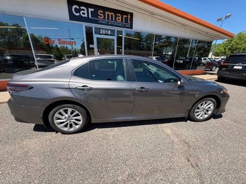 Used 2021 Toyota Camry LE w/ Convenience Package FWD image 8