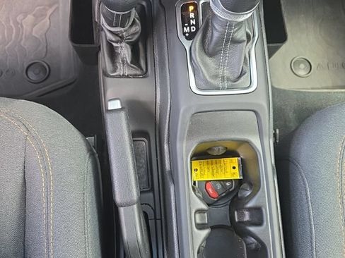 Used 2024 Jeep Wrangler Unlimited Sport AWD/4WD image 18