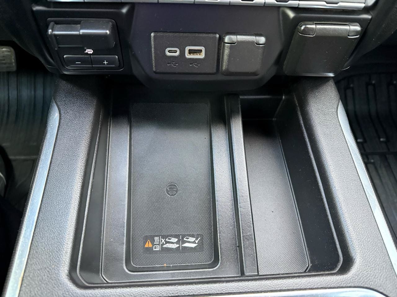 Used 2019 GMC Sierra 1500 AT4 w/ AT4 Premium Package AWD/4WD image 33