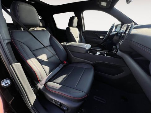 New 2024 Chevrolet Silverado EV RST image 19