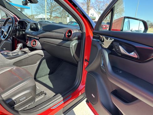 Used 2021 Chevrolet Blazer RS w/ Enhanced Convenience Package image 34