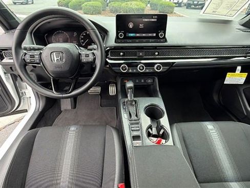 Used 2025 Honda Civic Sport image 18