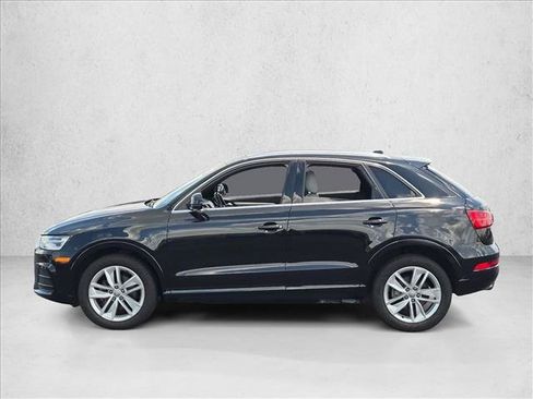 Used 2017 Audi Q3 2.0T Premium Plus w/ Premium Plus Package FWD image 9