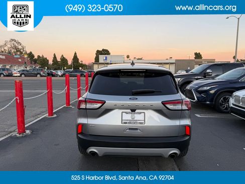 Used 2021 Ford Escape SE w/ Convenience Package image 5