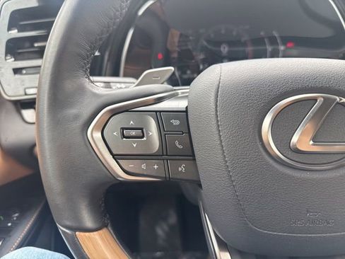 Used 2023 Lexus RX 350 Premium w/ Accessory Package AWD/4WD image 19