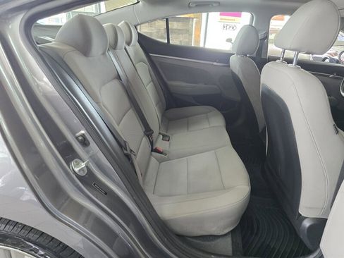 Used 2019 Hyundai Elantra Value Edition FWD image 15