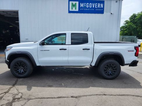 New 2026 Chevrolet Colorado Trail Boss AWD/4WD image 2