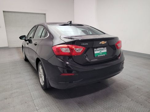 Used 2016 Chevrolet Cruze LT FWD image 6
