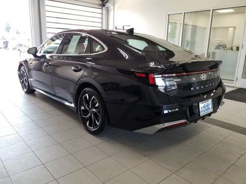 Used 2024 Hyundai Sonata SEL FWD image 18