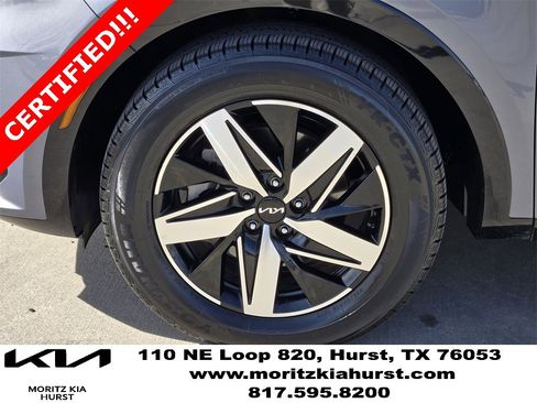 Certified 2023 Kia Sorento S w/ Panoramic Sunroof Package image 17