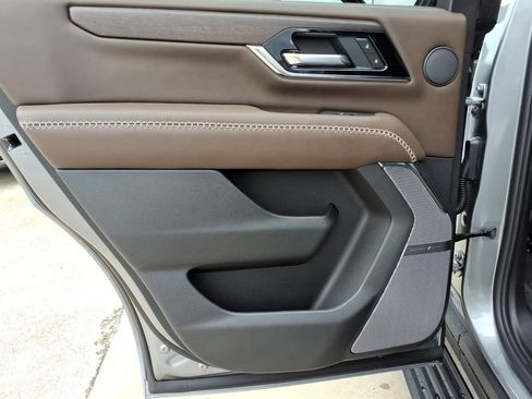 New 2026 GMC Yukon Denali Ultimate AWD/4WD image 19