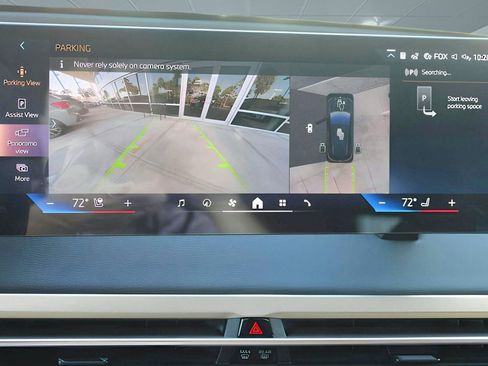 New 2026 BMW iX xDrive60 w/ Premium Package image 27