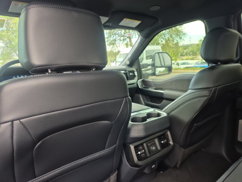 New 2026 Ford F250 Platinum AWD/4WD image 21