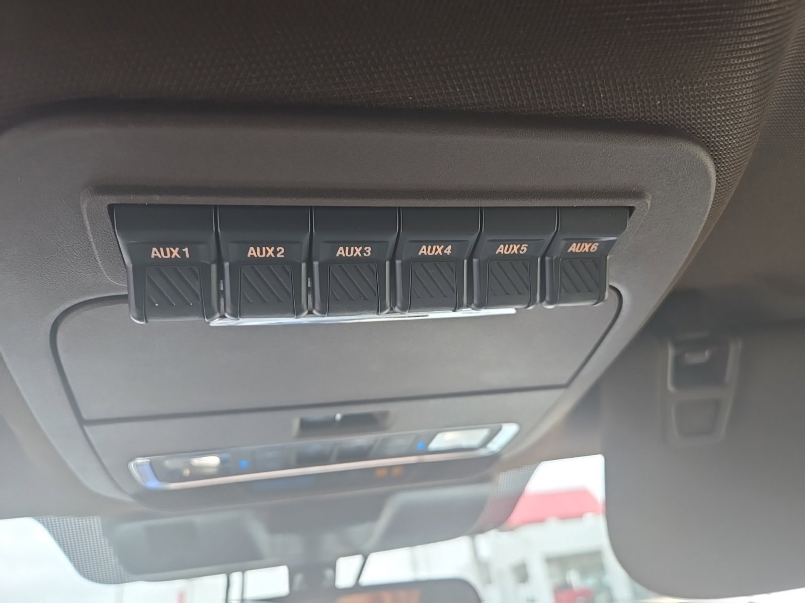 Used 2024 Ford F250 King Ranch w/ FX4 Off-Road Package AWD/4WD image 28