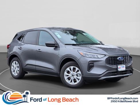 Used 2025 Ford Escape Active w/ Tech Pack #1 image 1