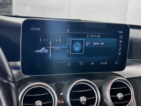 Used 2020 Mercedes-Benz C 300 4MATIC Sedan image 14