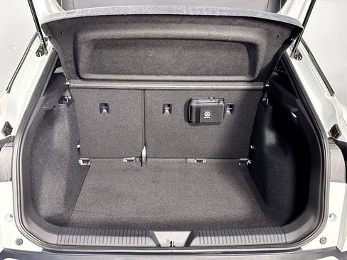 Certified 2023 Volkswagen ID.4 2WD image 22
