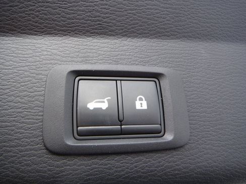 Used 2022 Mitsubishi Outlander SE AWD/4WD image 30