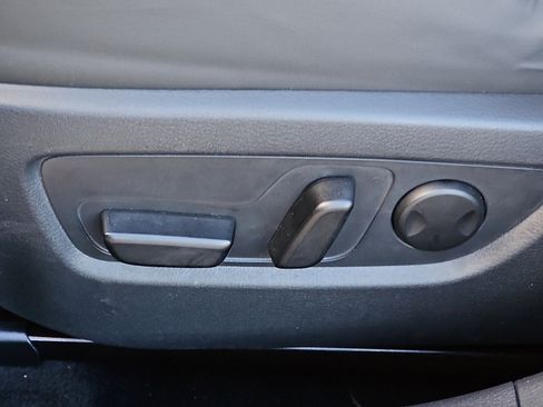 Used 2022 MAZDA CX-30 AWD 2.5 S w/ Premium Package image 27