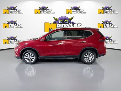 Used 2017 Nissan Rogue SV image 7