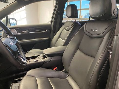 Used 2023 Cadillac XT6 Premium Luxury image 22