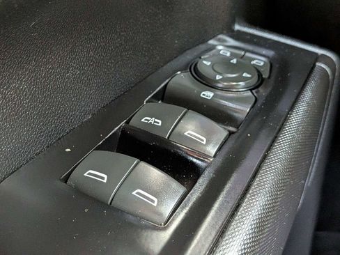 Used 2019 Chevrolet Silverado 1500 Custom w/ Custom Value Package image 20