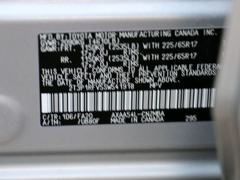 Used 2025 Toyota RAV4 XLE AWD/4WD image 32