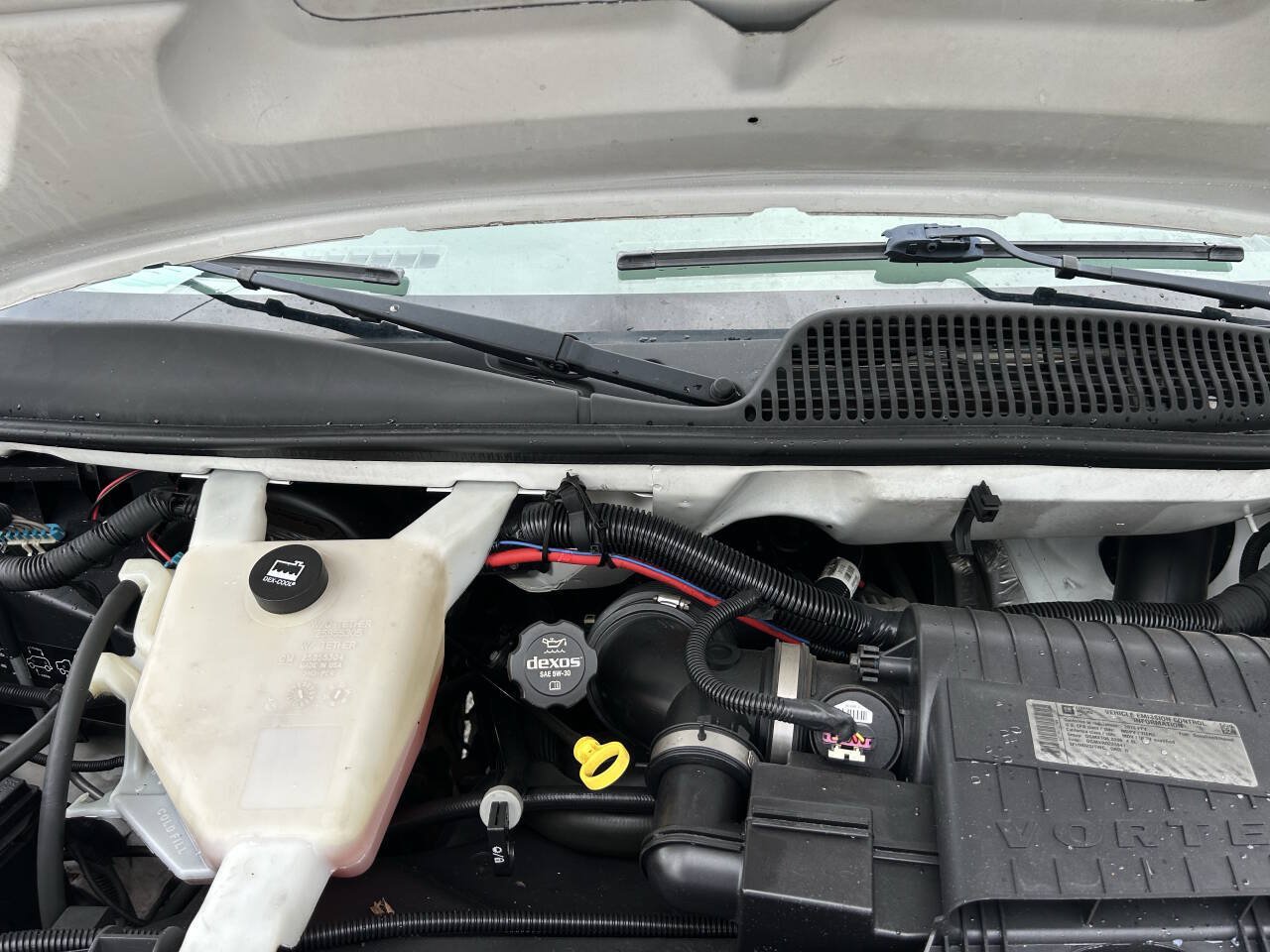 Used 2013 Chevrolet Express 2500 RWD image 14