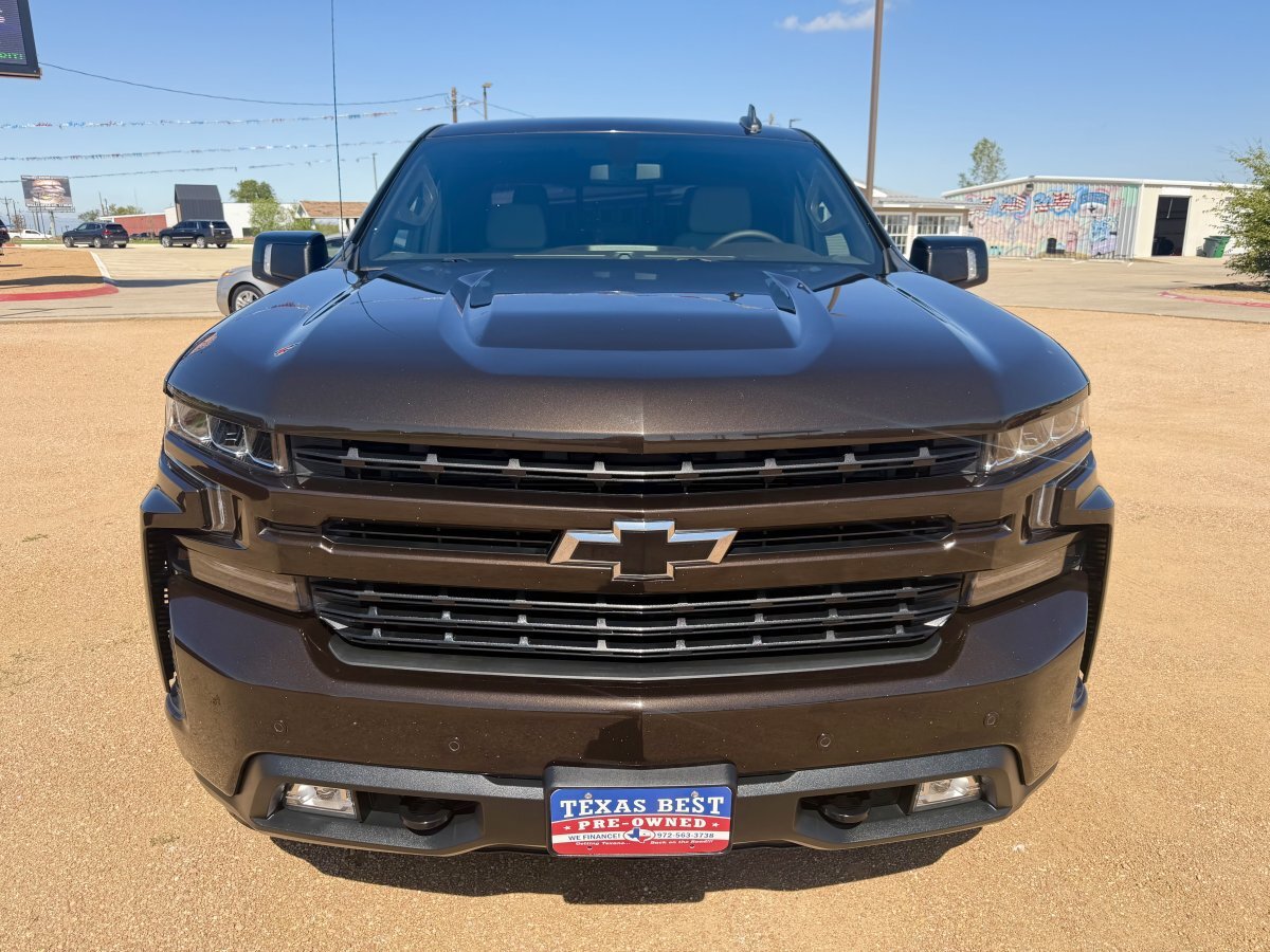 Used 2020 Chevrolet Silverado 1500 RST w/ Texas Edition AWD/4WD image 2